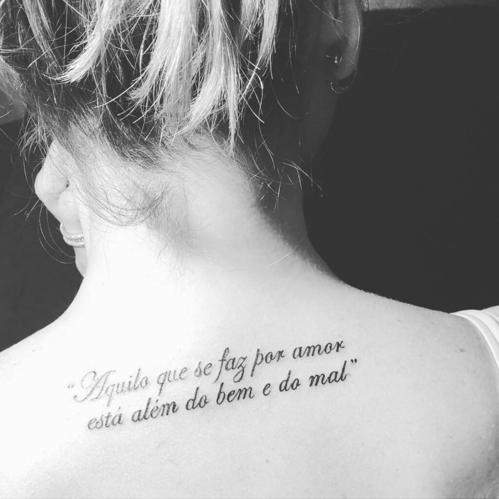 Rachel Sheherazade remoção de tatuagem