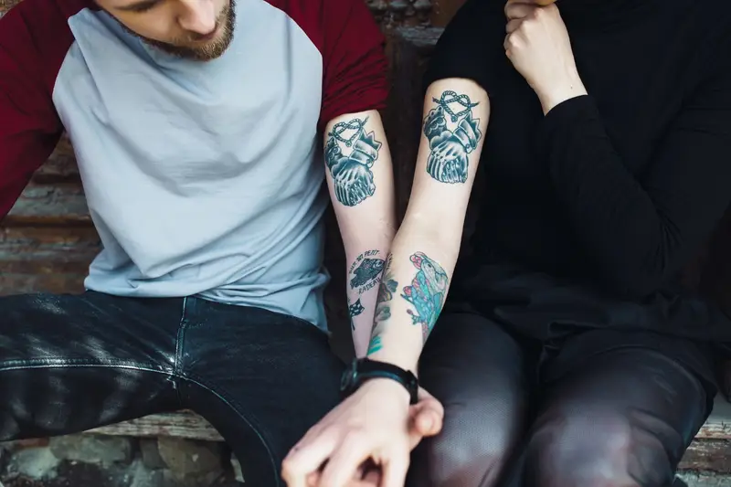 tatuagem de casal dia dos namorados