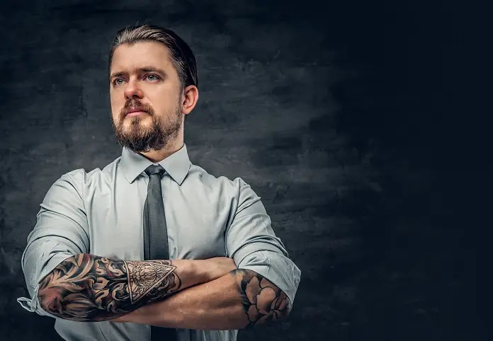 ricos-tem-tatuagens. - Foto: Freepik