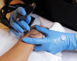 tatuagem-saiba-sobre-toxinas - Foto - Freepik -02