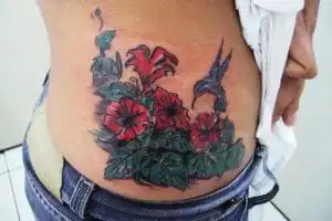 tatuagens cobrem estrias