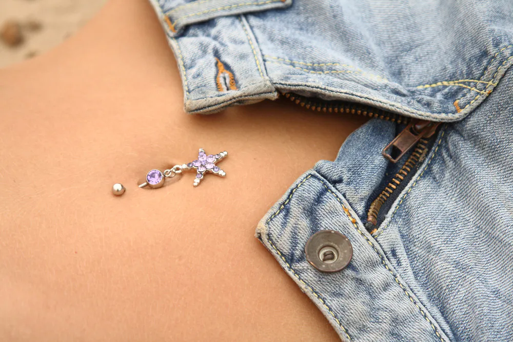 piercing no umbigo barriga de fora