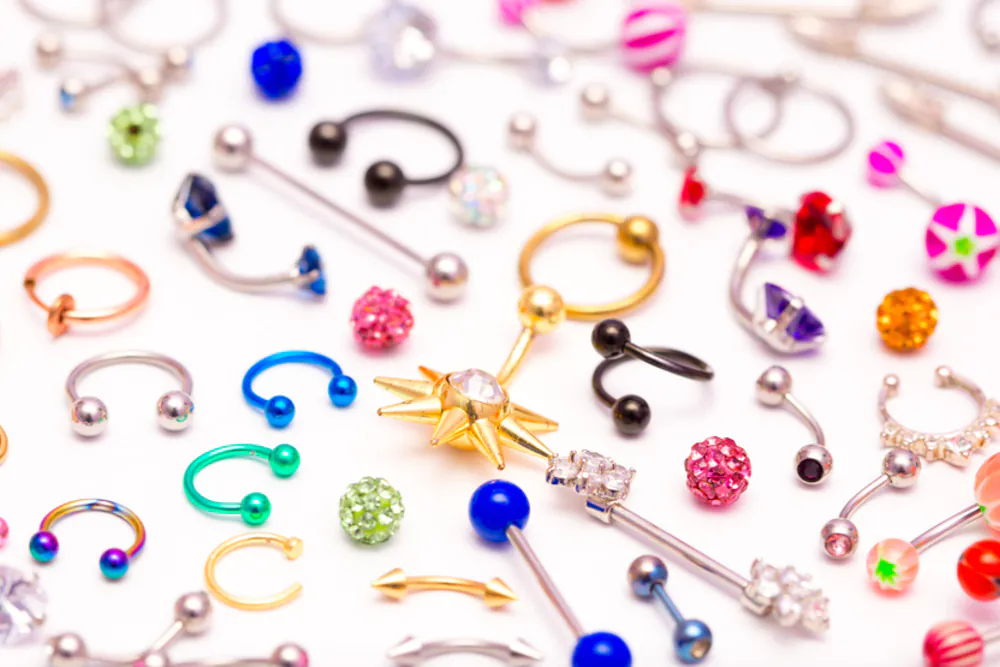 tipos de piercing no umbigo