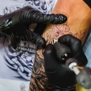 Distribuição do pigmento da tatuagem