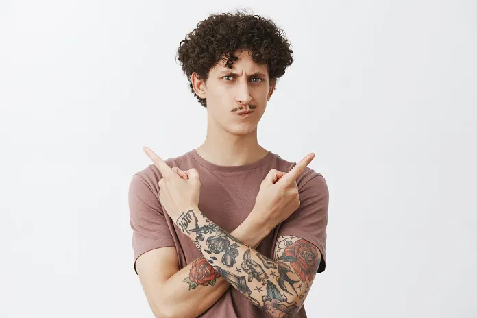 Pessoas tatuadas brasil - Foto: Freepik